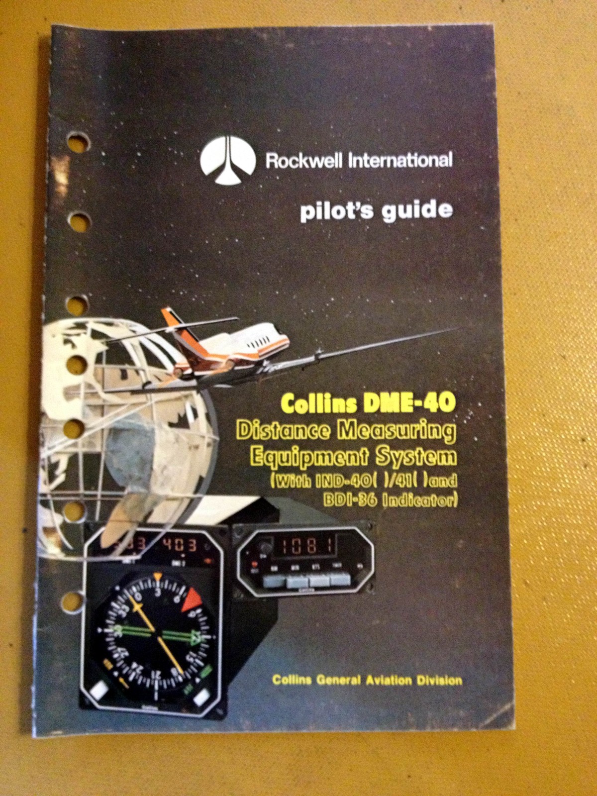 Collins DME-40 Pilot's Guide