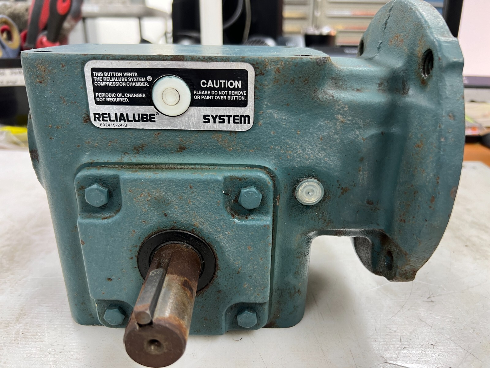 👀 DODGE TIGEAR 15:1 GEAR REDUCER 1.39 HP 1750 RPM 622 TORQUE Q200B015M056K1