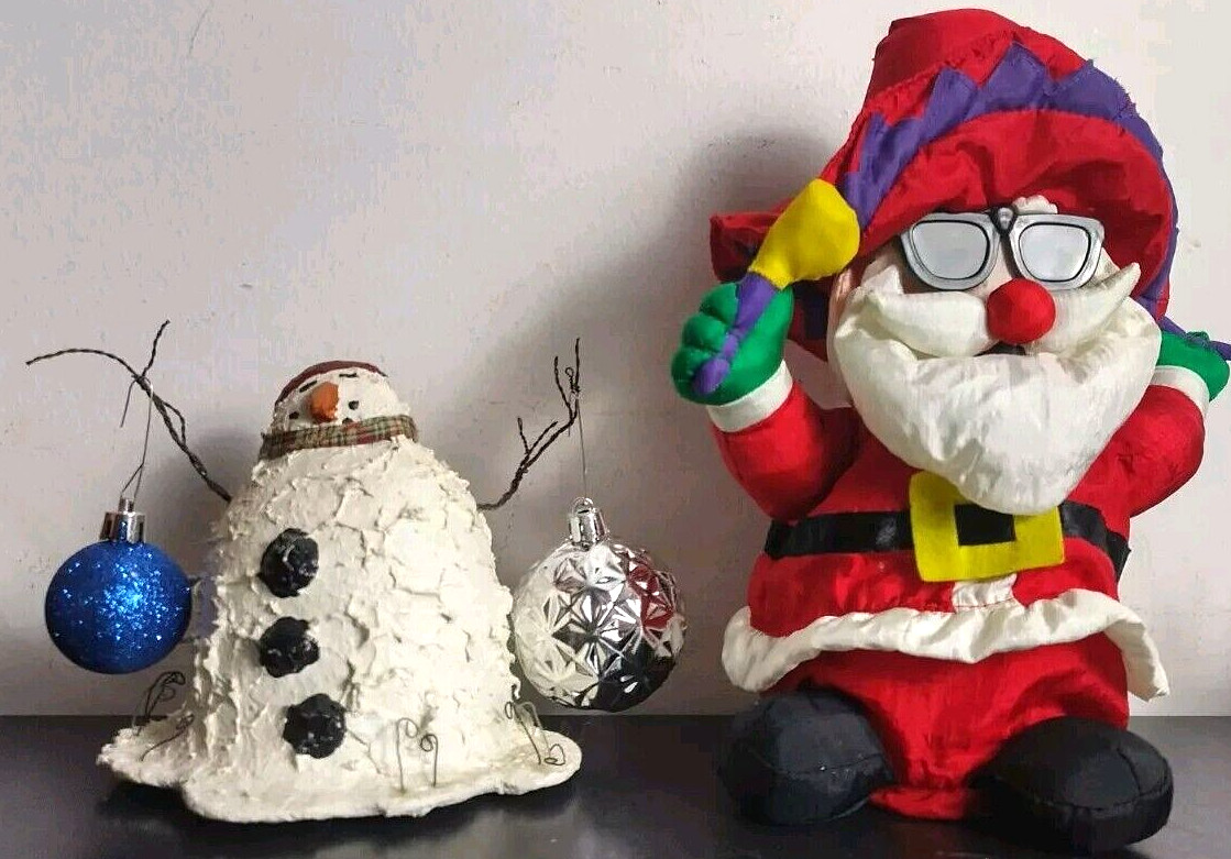 Playmotion Animated Santa Dances & Sings "Feliz Navida", + Vintage Snowman Decor