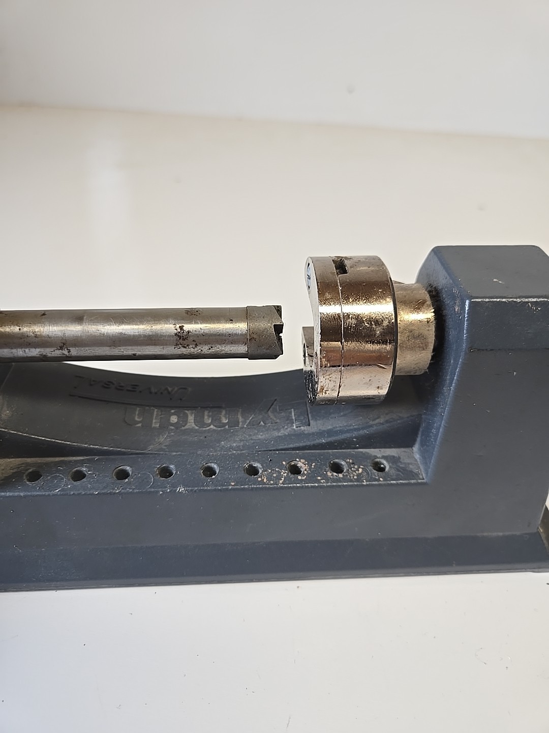 lyman universal case trimmer (Functional Poor Condition)
