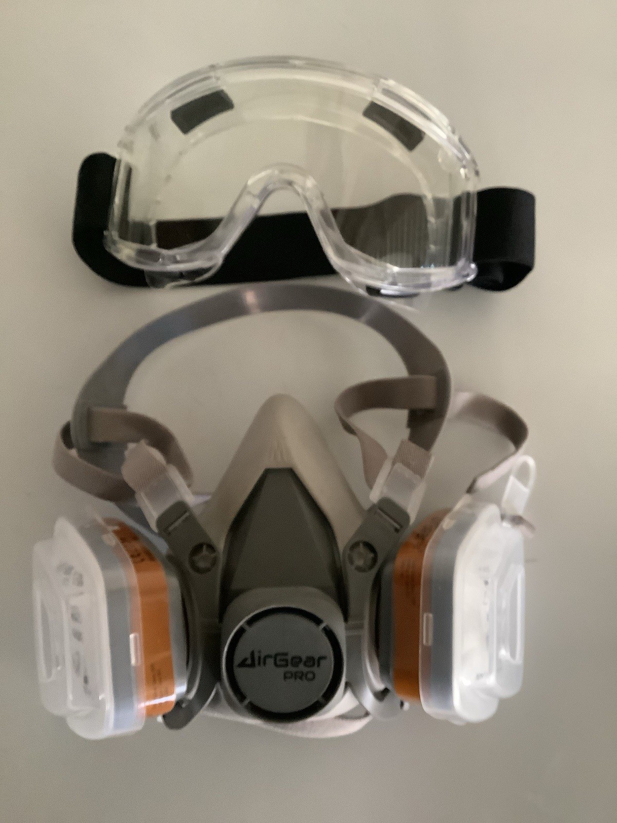 G-500 Respirator Mask With A1P2 Filters Goggles Included New