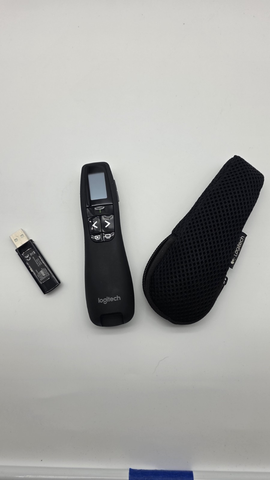 Logitech R800 Wireless Presenter Remote with Laser Pointer, LCD Timer, and USB