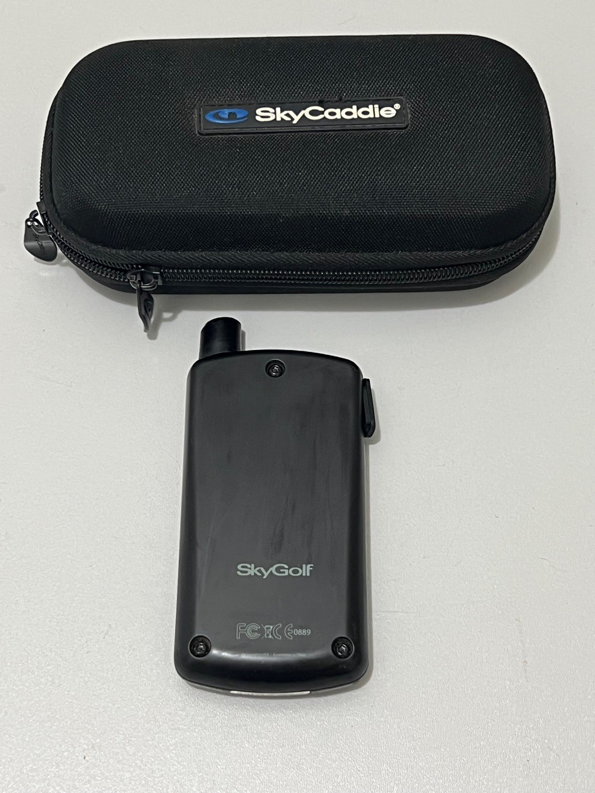 Sky Caddie SGX Golf Course GPS Map Range Finder Golf Courses with Case .