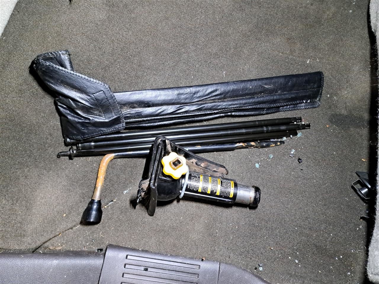 2016 Sierra Truck/Pickup 1500 Jack Sku#4382336