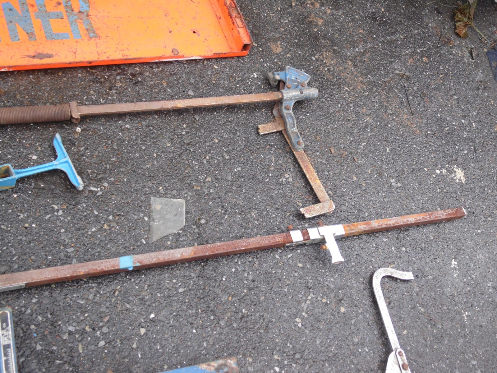 Vintage Bear Wheel Aligner Alignment Tool and Sign