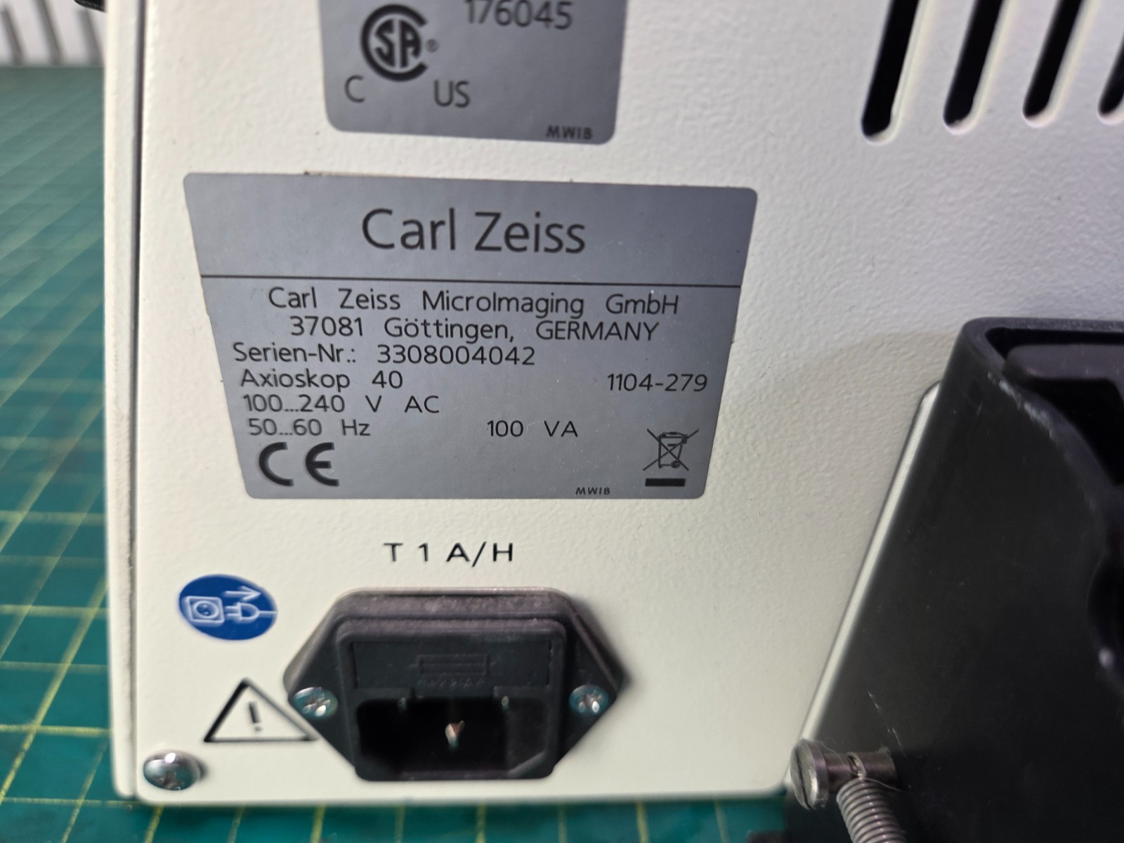 Zeiss Axioskop 40 Trinocular Microscope