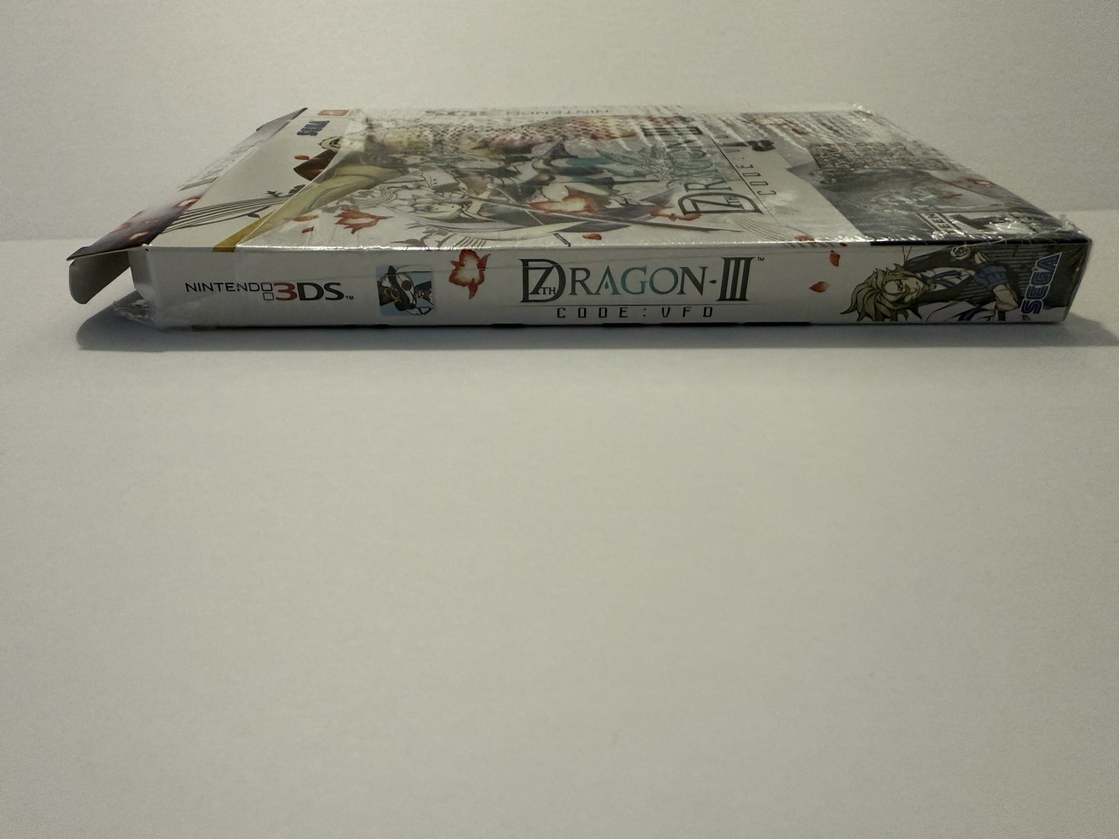 7th Dragon III Code: VFD Nintendo 3DS Empty Box with Artbook