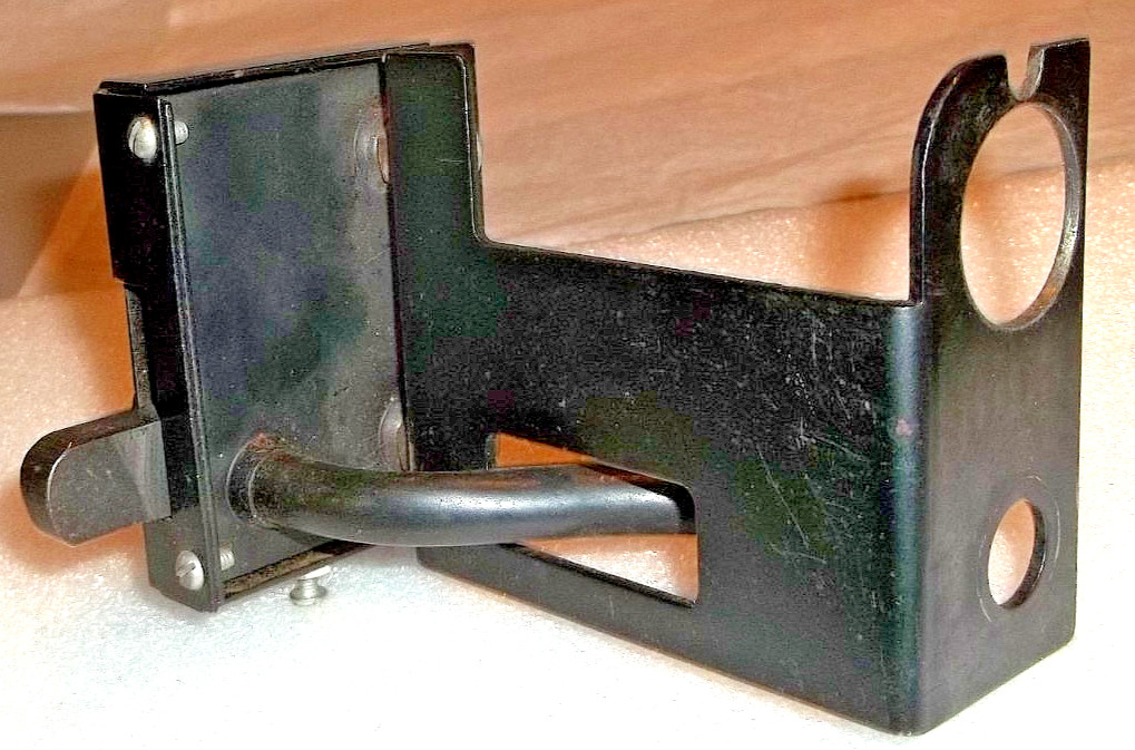 RELOADER PART WITH SPOUT & OPEN/CLOSE LEVER - UNKNOWN APPLICATION - FREE SHIP