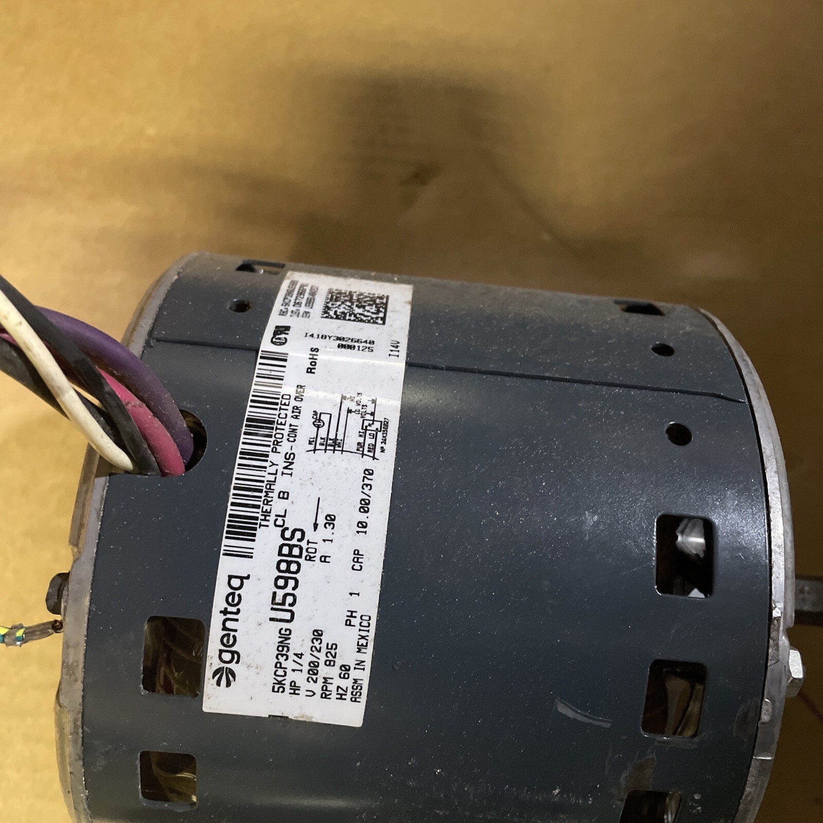 New Genuine Trane Genteq 5KCP39NG U598BS 1/4HP 200/230V 825RPM 1PH Blower Motor