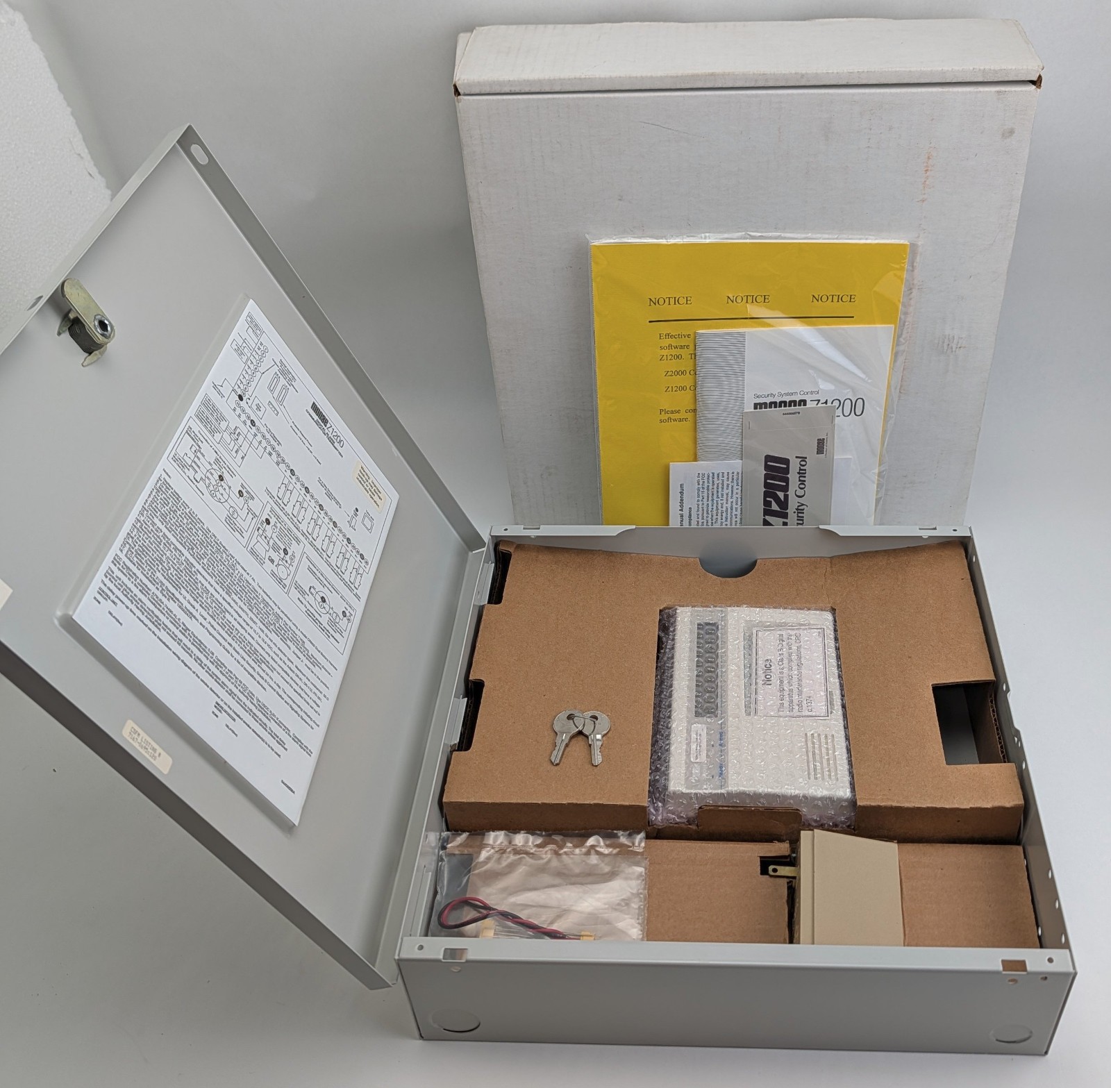 New Moose Z1200-ST Security Control  Enclosure & Installation Pack & Transformer