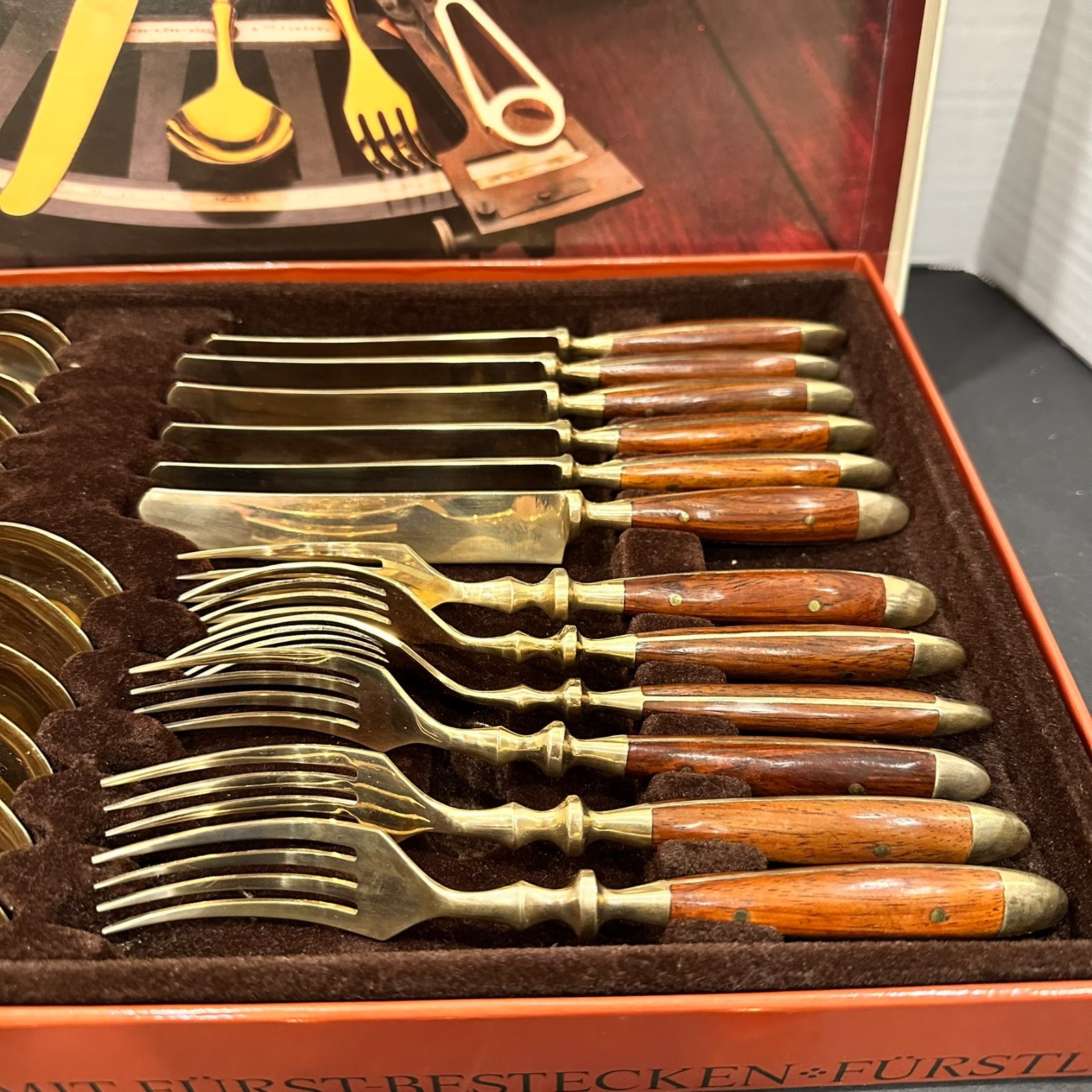 Fürst Besteck Lord Nelson Flatware Set Gold Tone Wood Handles 30pc Boxed