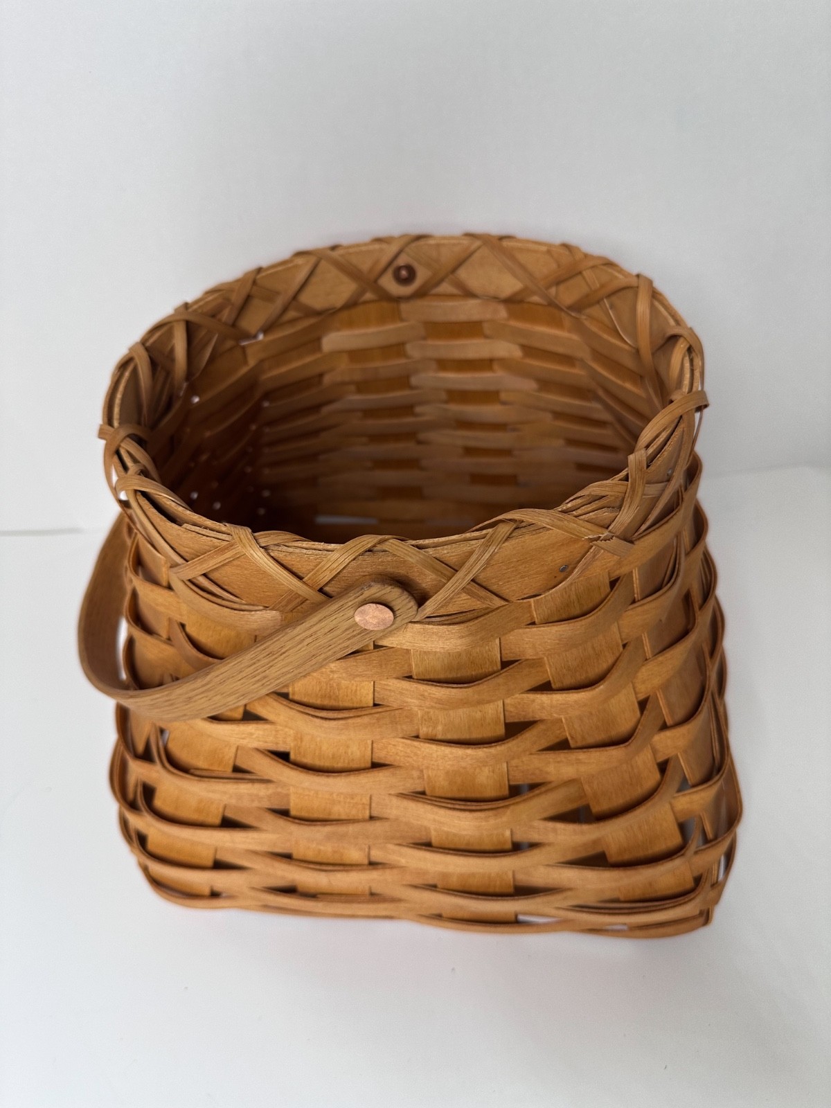 Workshops Egg Collector Amish Basket 9x9"