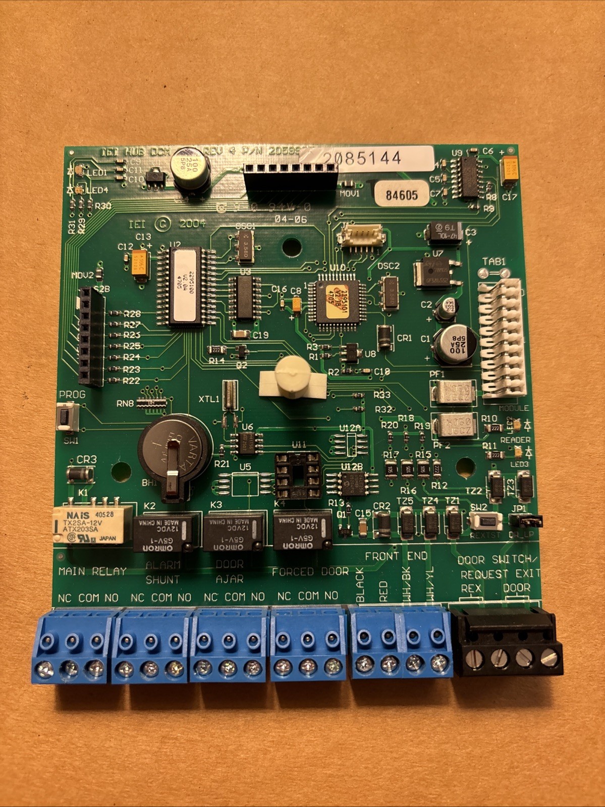 IEI-HUB DCM SMT  Door Control Module (DCM)0-295144 2059905 2085144