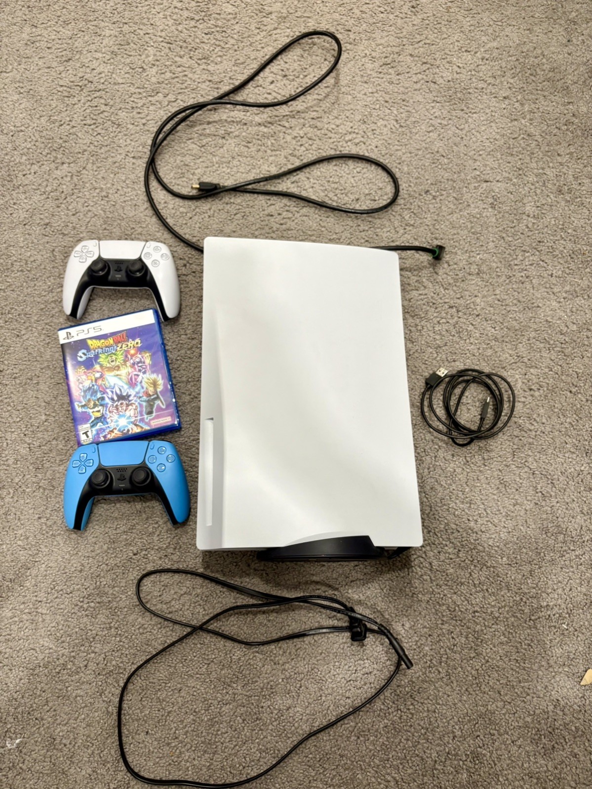 PS5 CF1-1015A Disc Edition, Stand, 2 Controllers and Dragon Ball Sparking Zero