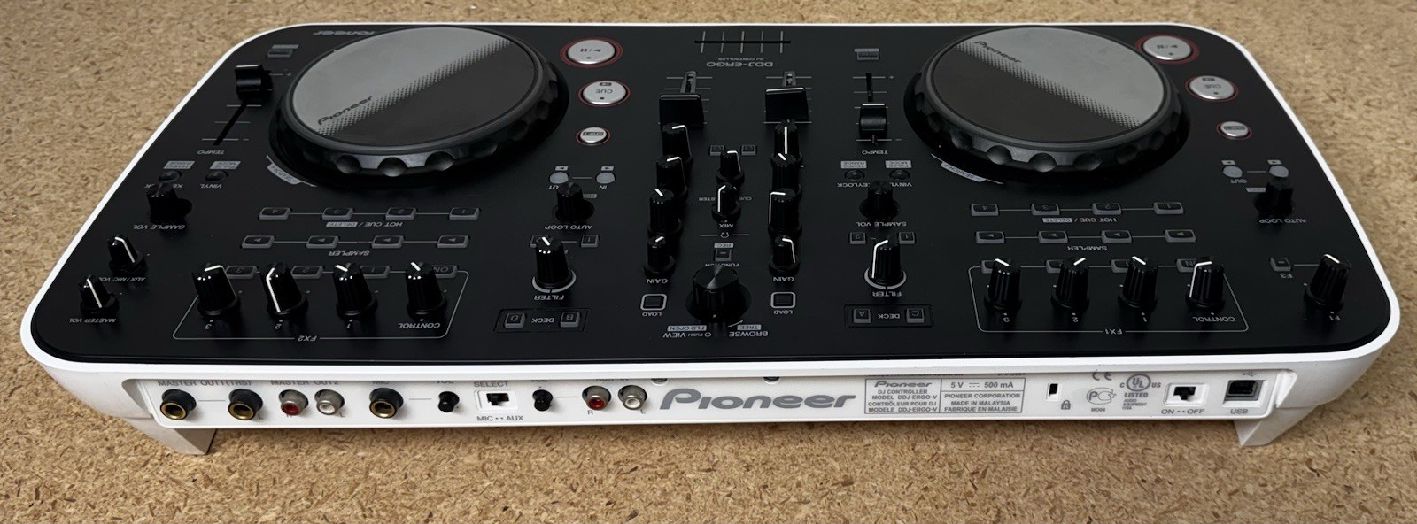 Pioneer DDJ-ERGO-V Digital DJ Controller ** Broken Button - Untested!!