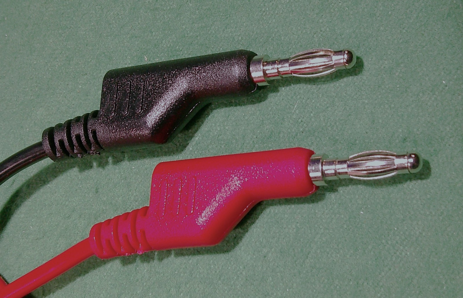 40" Multimeter Test Leads 4mm 'stacking' Banana Plugs both ends + A-Clips pair.