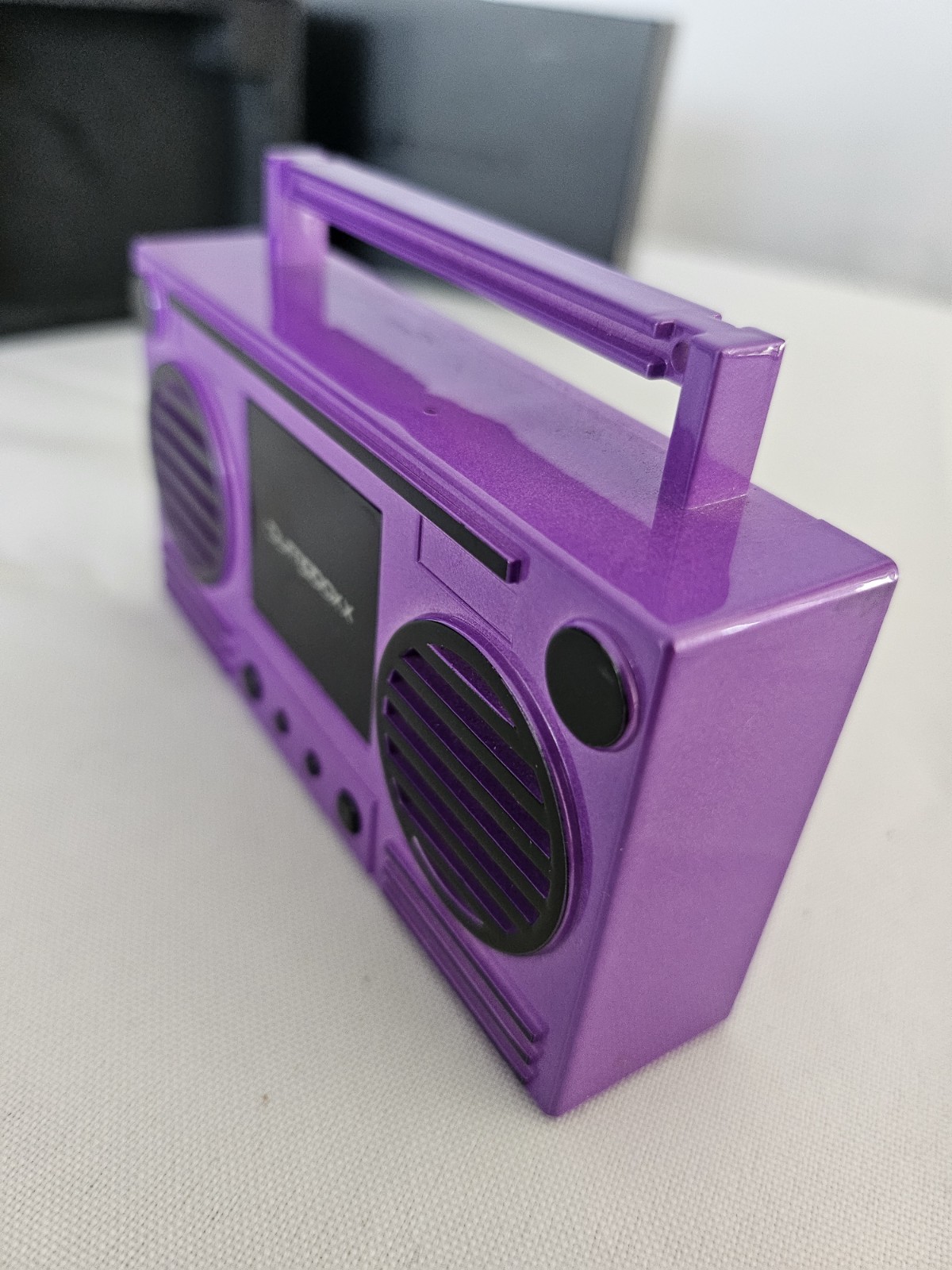 BUMPBOXX Purple Bluetooth Wireless Speaker Microboom W/Charger & Chain