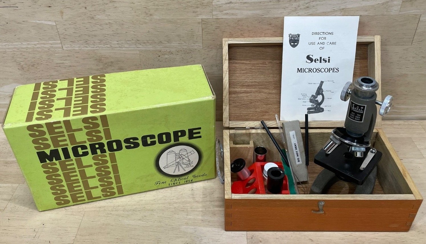 Vintage Selsi Microscope Set 25X-600X with Wood Case Original Box Japan