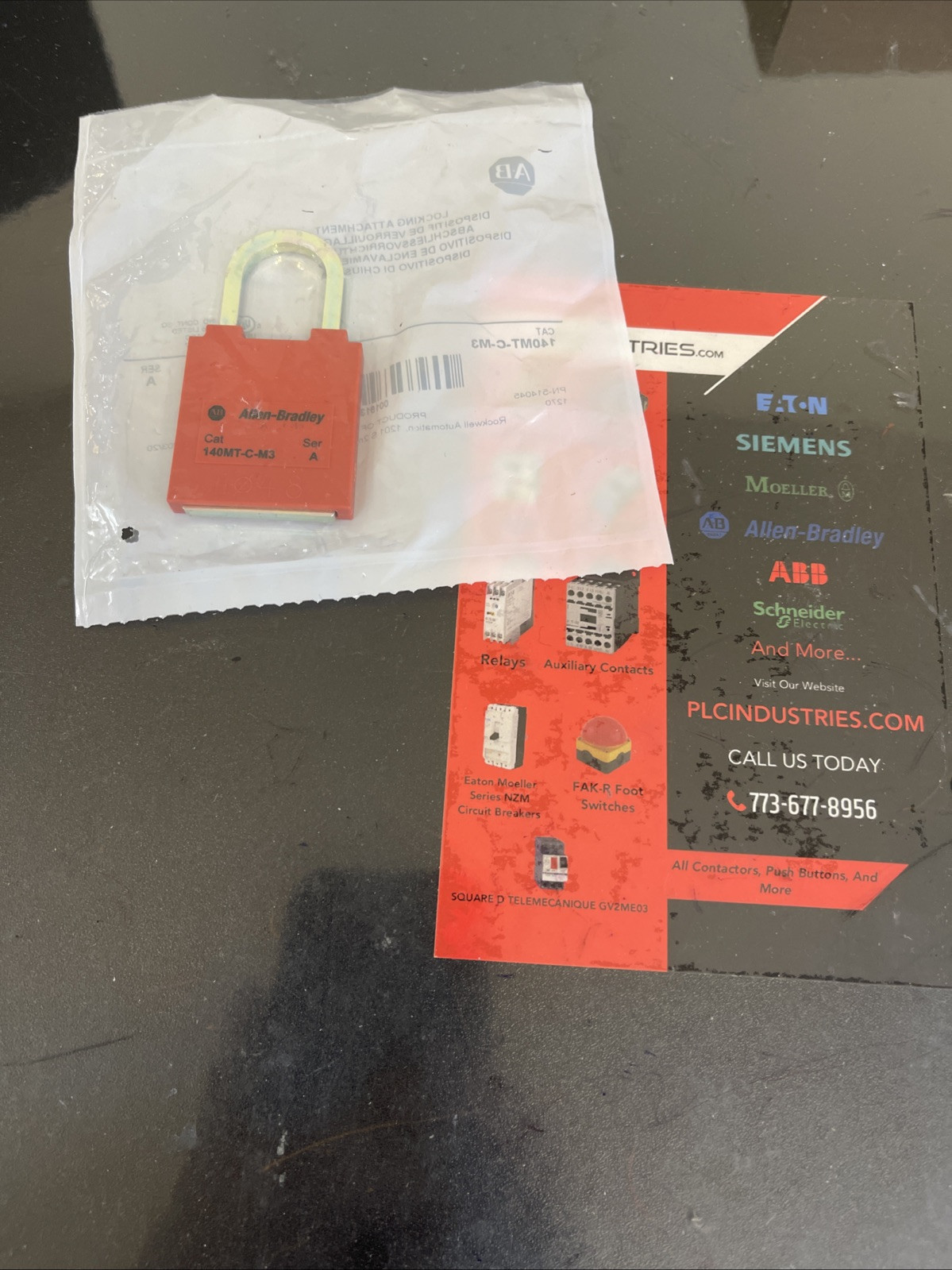 ALLEN BRADLEY. 140MT-C-M3. Pad Lock