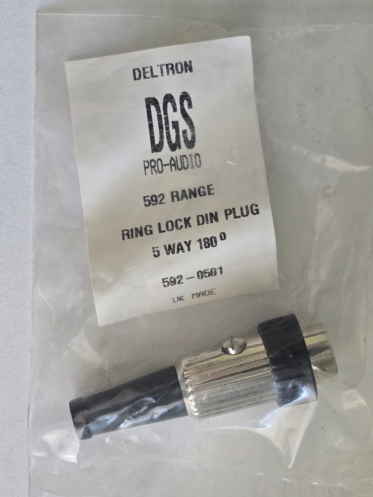 Deltron DGS  592-0501 Ring Lock Din Plug 5 Way Pro-Audio