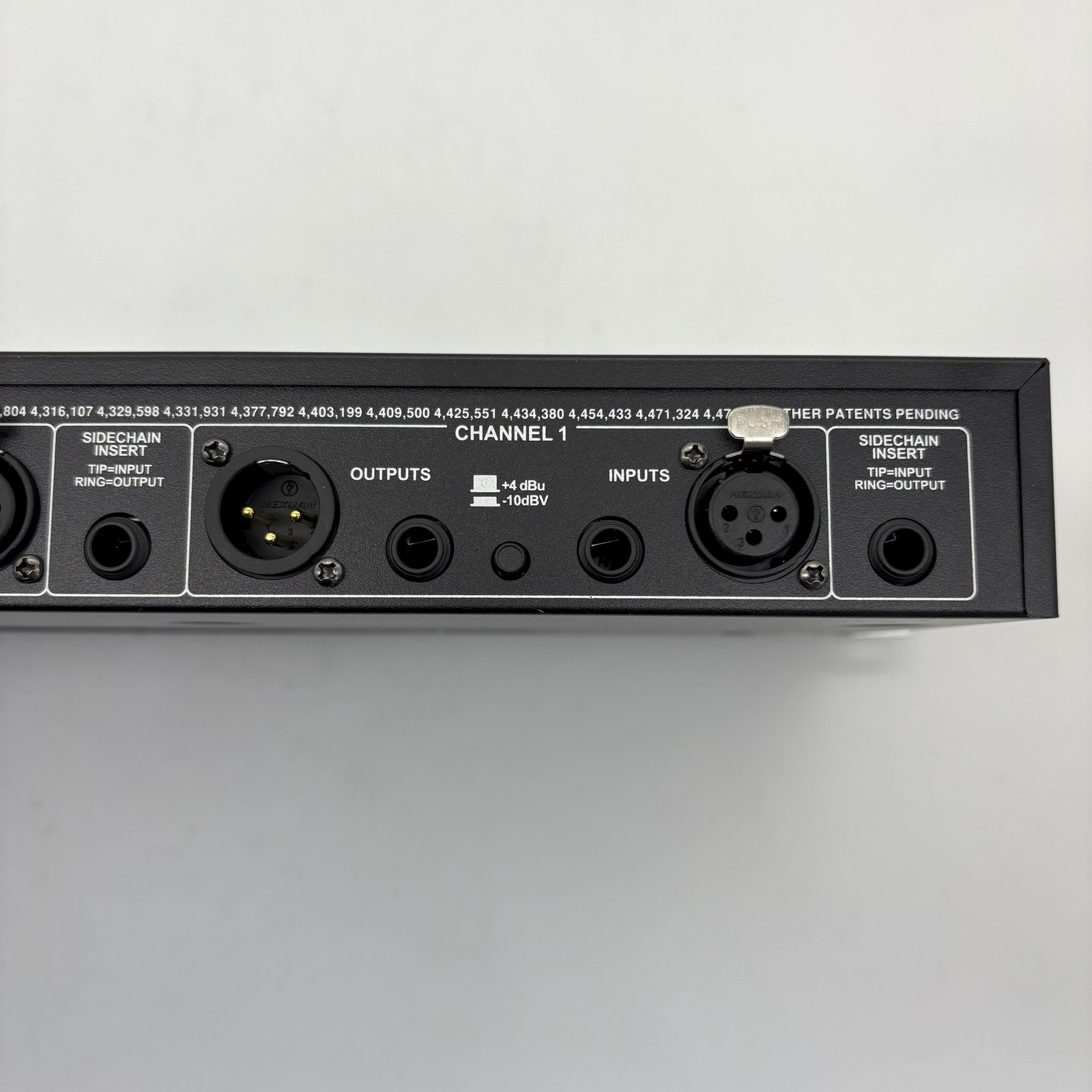 dbx 266xs Dual Channel Compressor Gate Dynamics Processor w/ Side Chain Insert