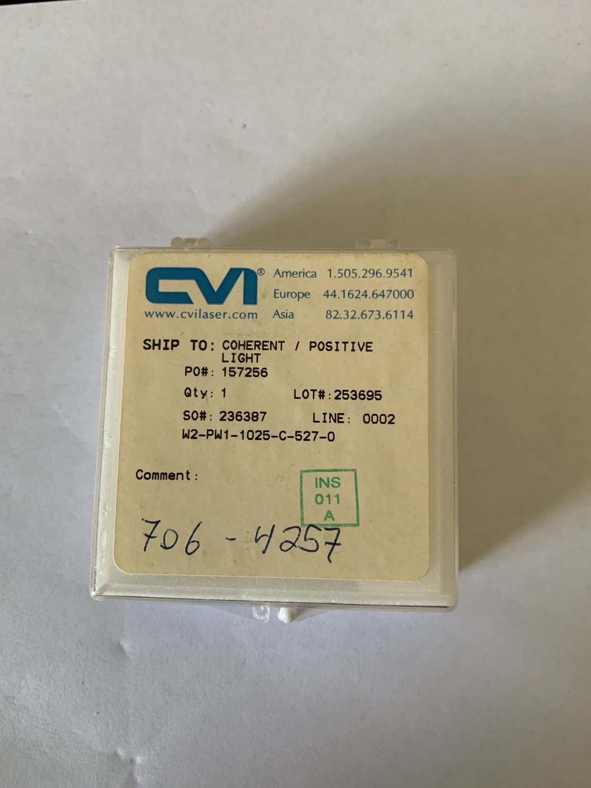 ANTI-REFLECTION COATED LASER WINDOW W2-PW1-1025-C-527-0 Two surface coated D1"
