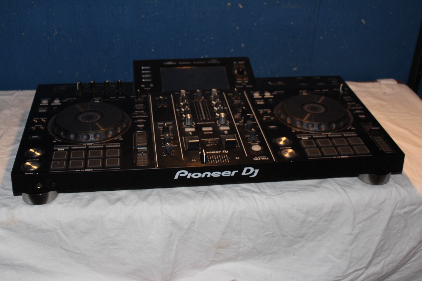 Pioneer DJ XDJ-RX2 2-Channel All-In-One DJ System - Black