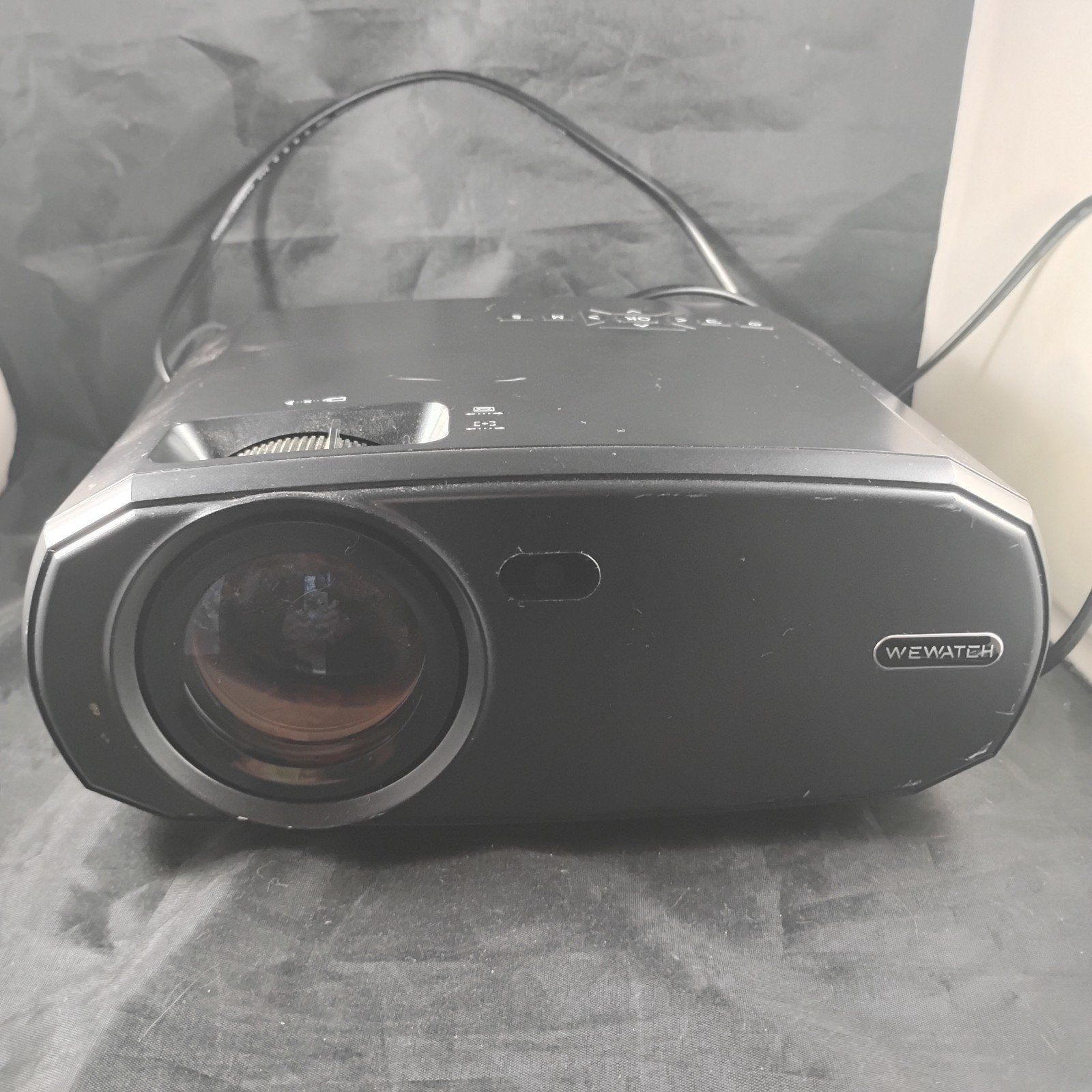 WEWATCH V50 Portable 5G WiFi Projector 1080P Full HD Movie Works Great!