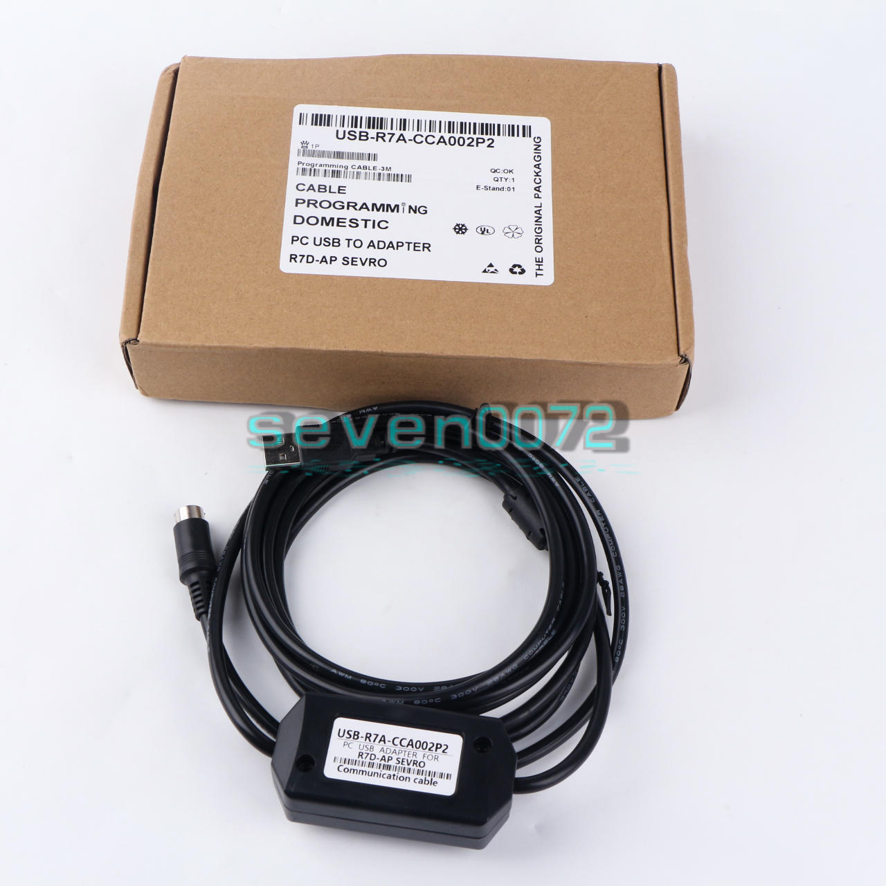 1piece For Omron R7D-AP series servo drive Downloa cable USB-R7A-CCA002P2 NEW