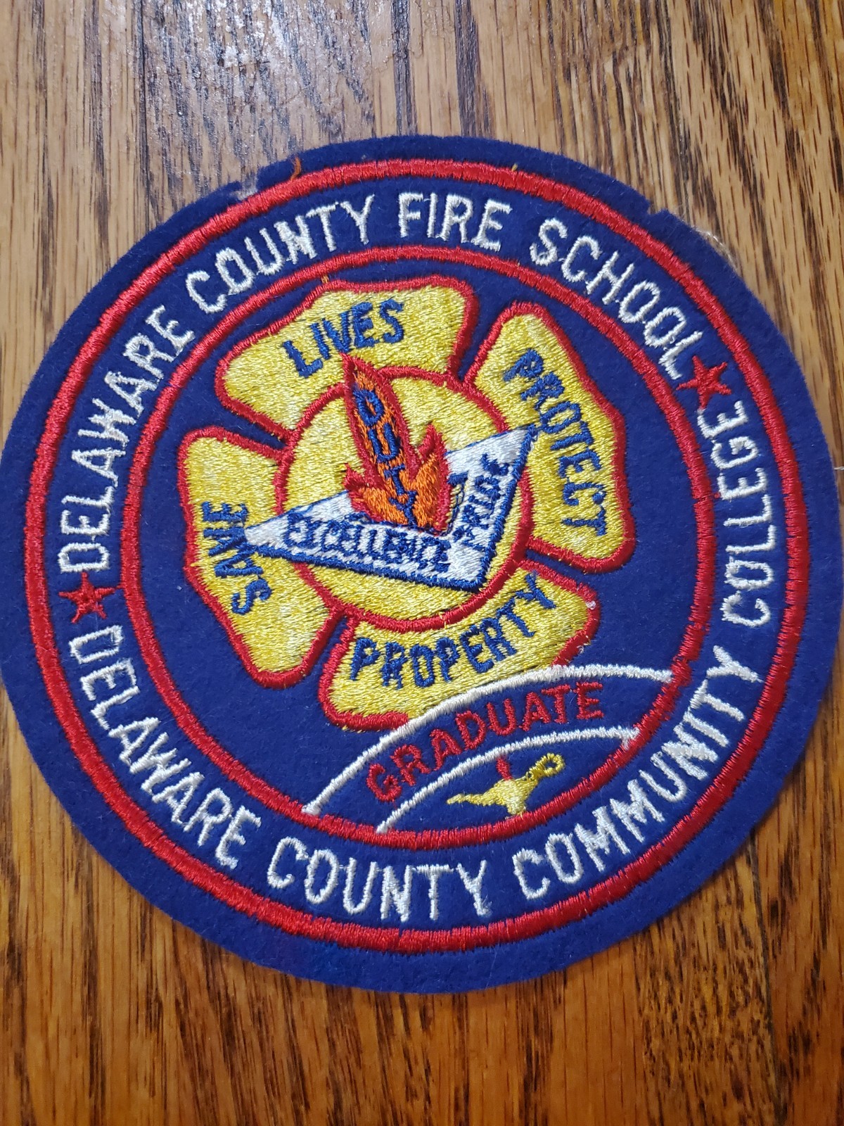 Vintage Delaware County Community College Fire School Graduate felt patch.
