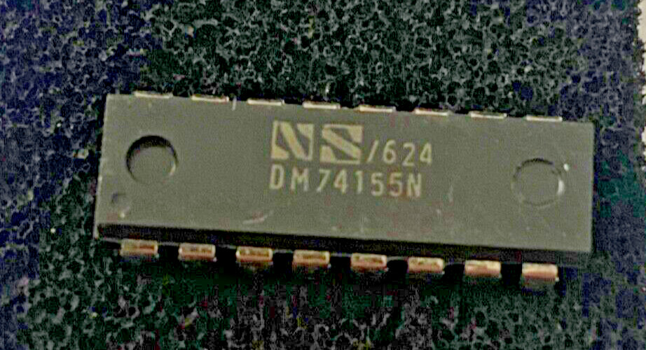 Signetics DM74155N, 1 of 4 decoder/demultiplexer Integrated Circuit