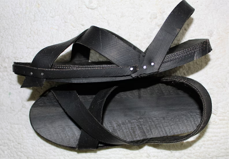 Maasai Handmade Men's Recycled Tire/Tyre Akala Sandals