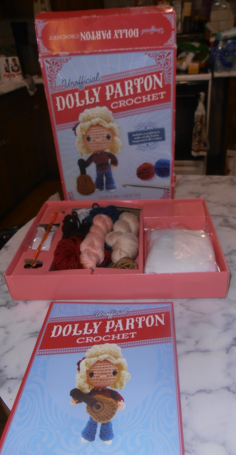 UNOFFICIAL  DOLLY PARTON CROCHET KIT COMPLETE DYI KIT W/INSTRUCTION BOOK OPENBOX