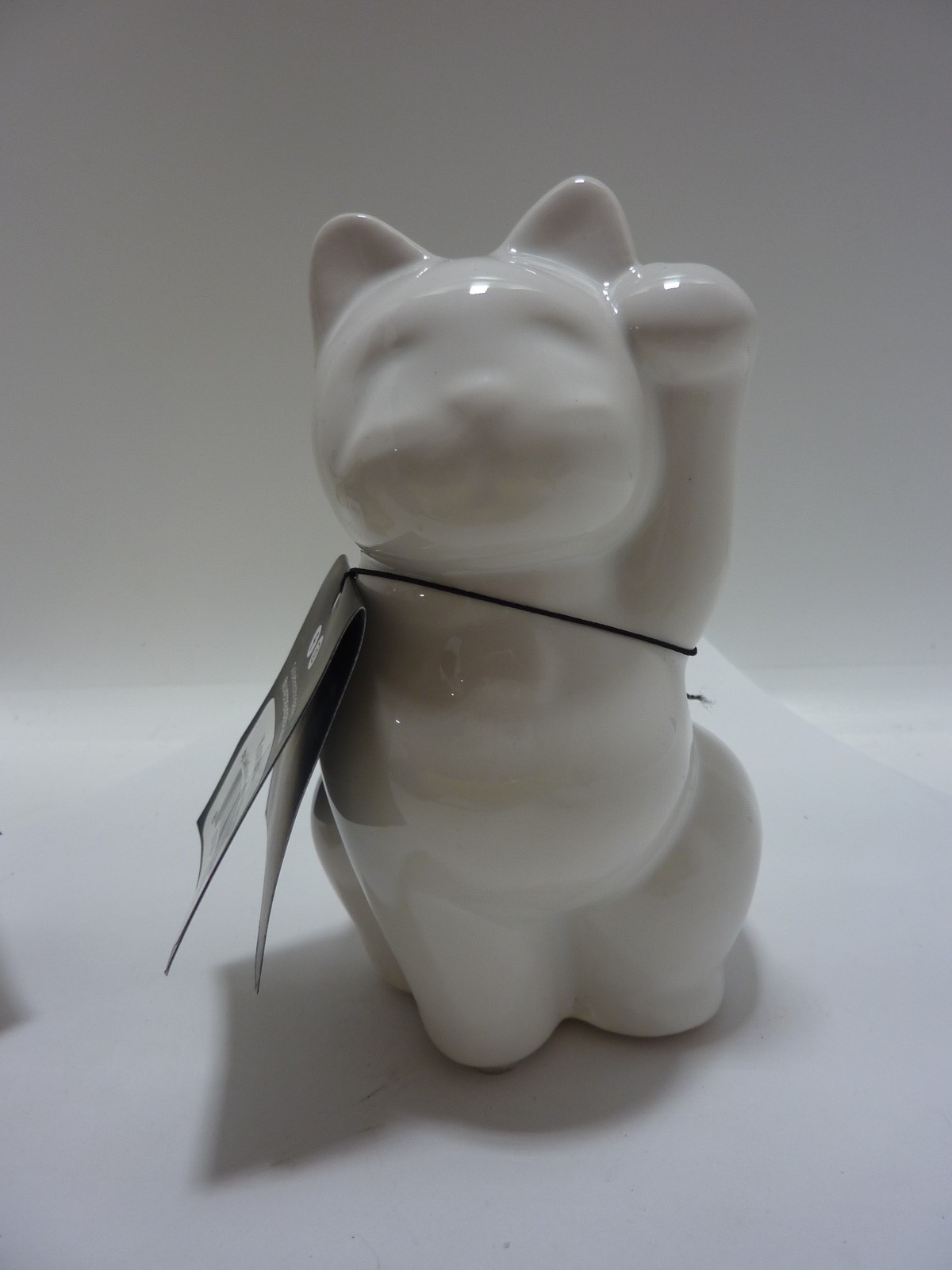 KONEKO Ceramic Lucky Cat Planter, WHITE  Kitty  Incense Holder 4.5''