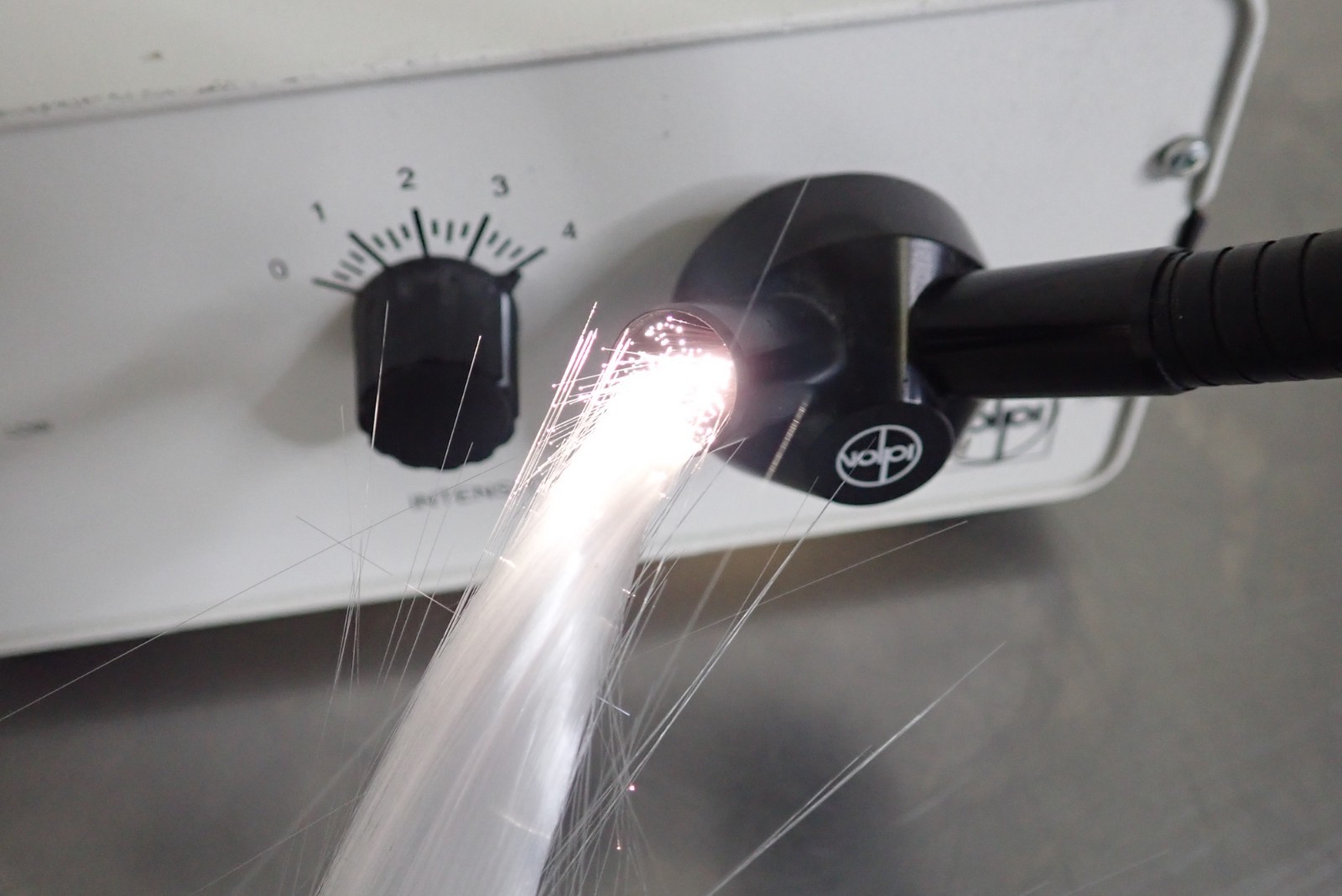 Volpi NCL 150 Fiber Optic Illuminator w/ Light Guide