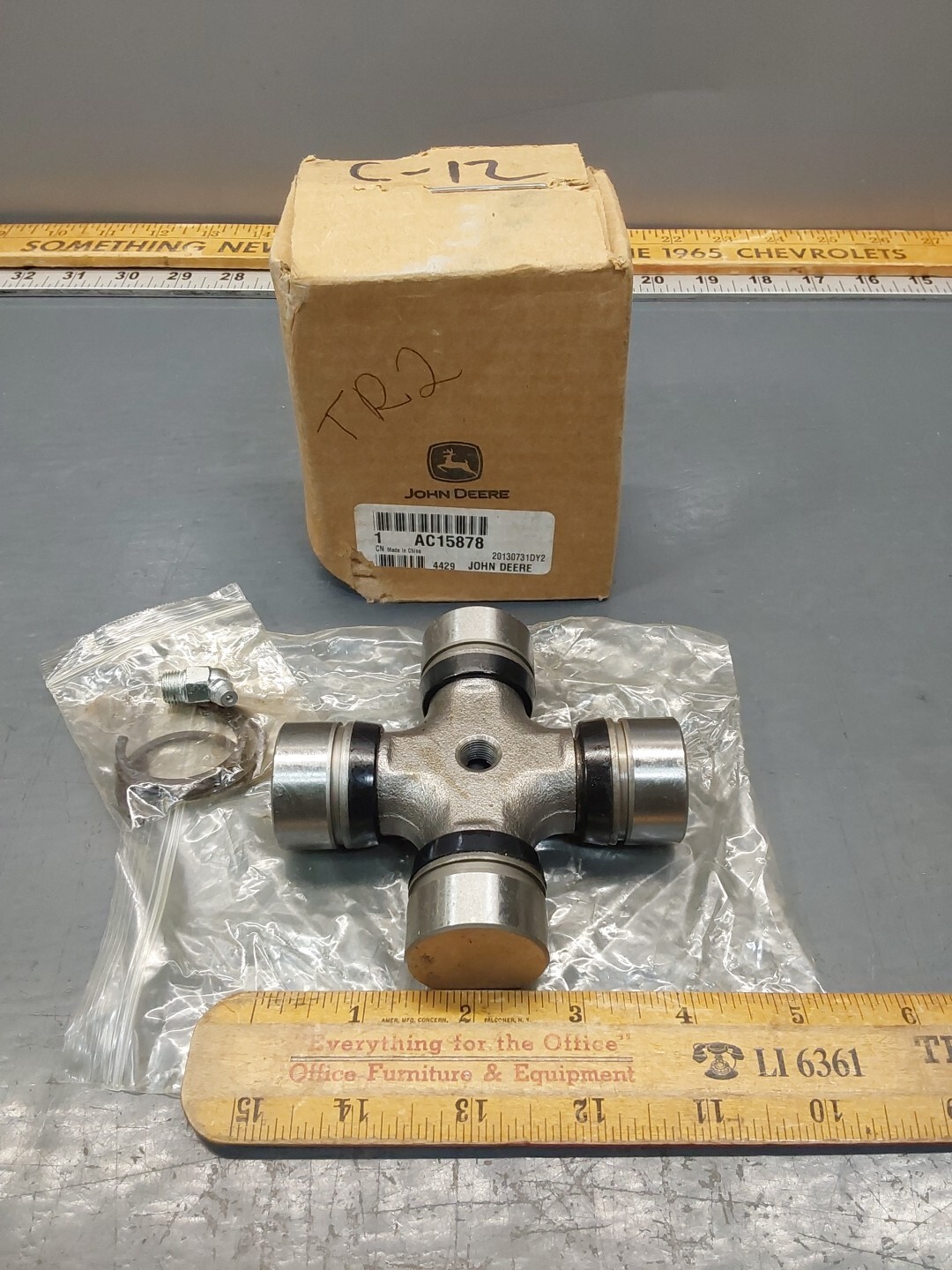 NOS Genuine John Deere AC15878 U-Joint Cross Asm