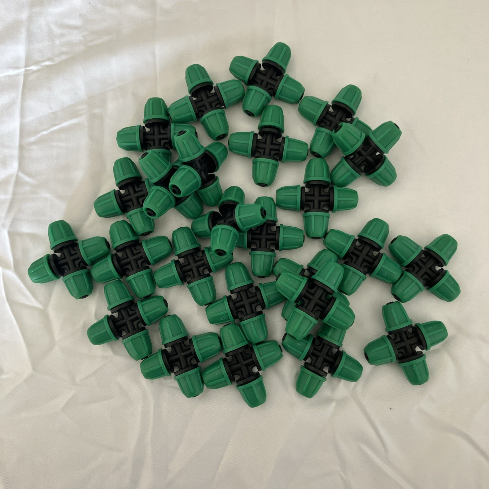 1/4 Four Way Drip Irrigation Emitters For Greenhouse Nurseries 25pc