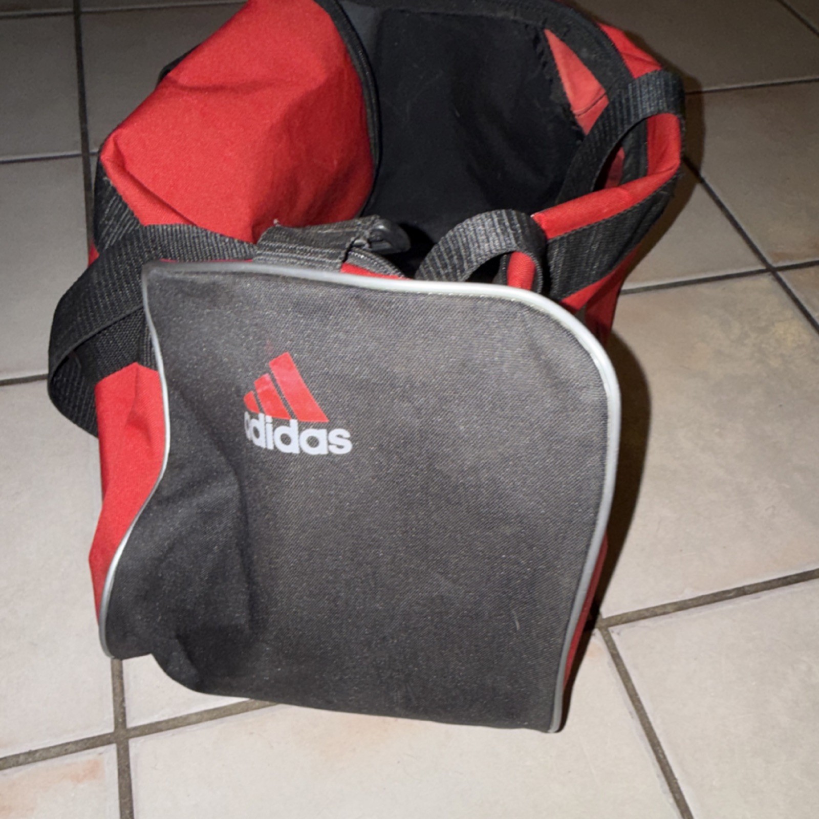 adidas Red & Black Gym Duffel Bag Zip Closure Polyester Adjustable Strap
