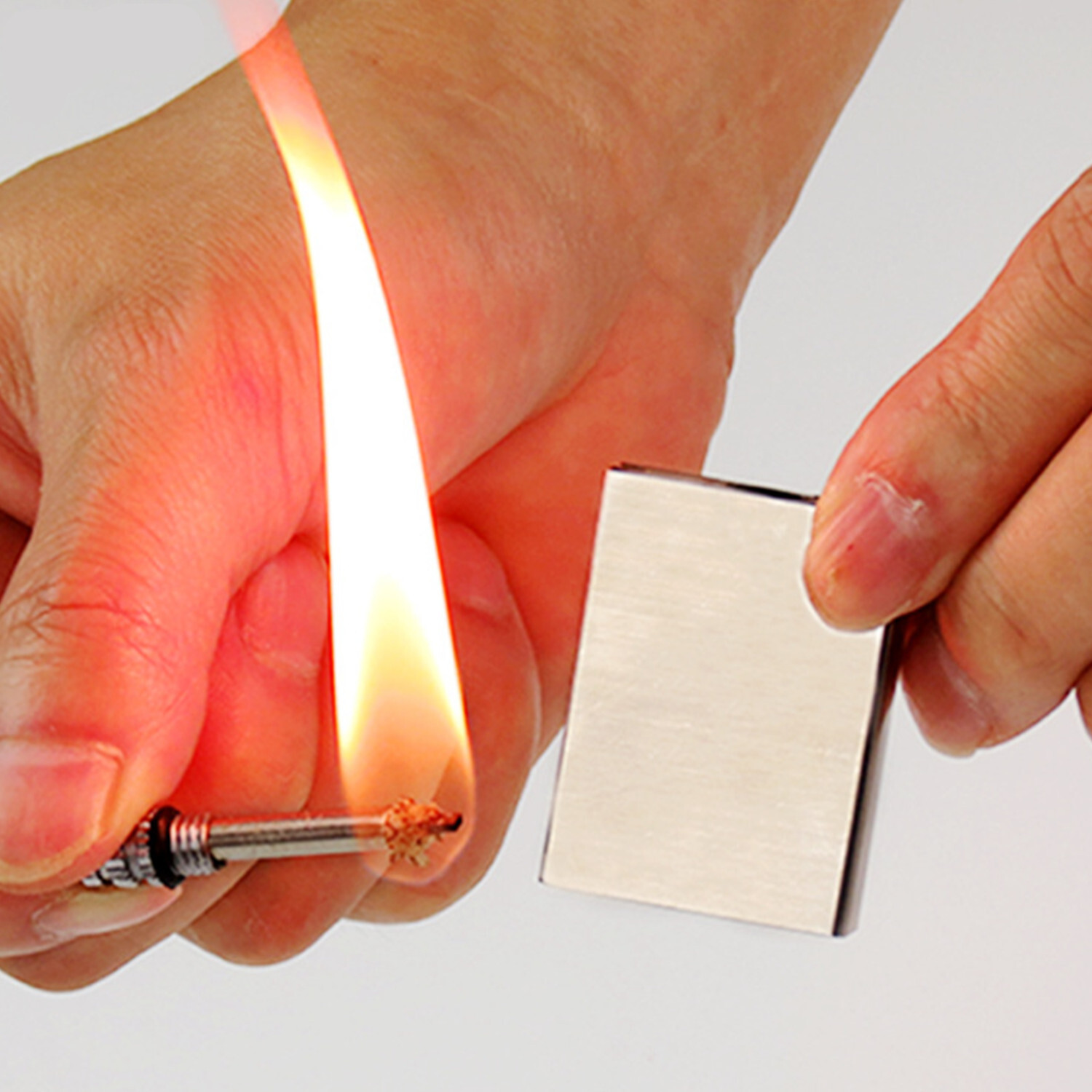 100 Pcs Waterproof Permanent Match Lighter Strike To Light Survival Fire Starter