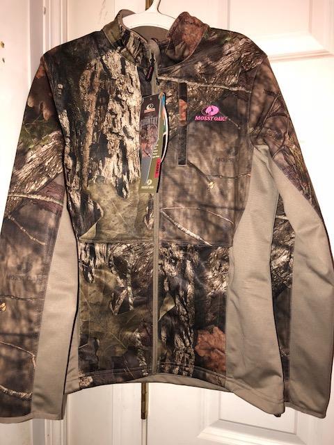 BRAND NEW Mossy Oak Ladies Softshell Jacket AVAILABLE IN SIZE S,M, L