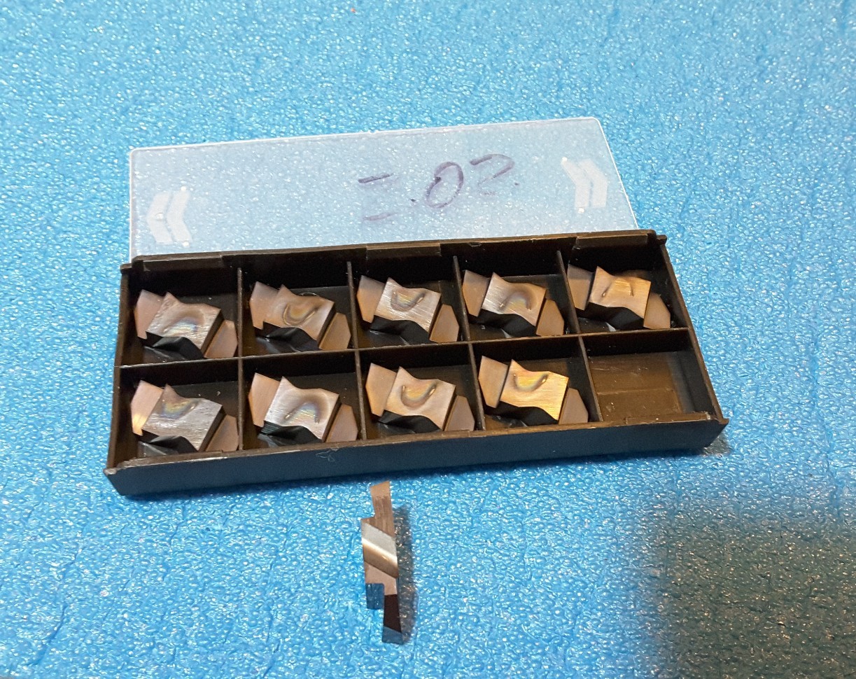 HORIZON  HTN AF082102 01 323F    CARBIDE INSERTS , 10 PCS