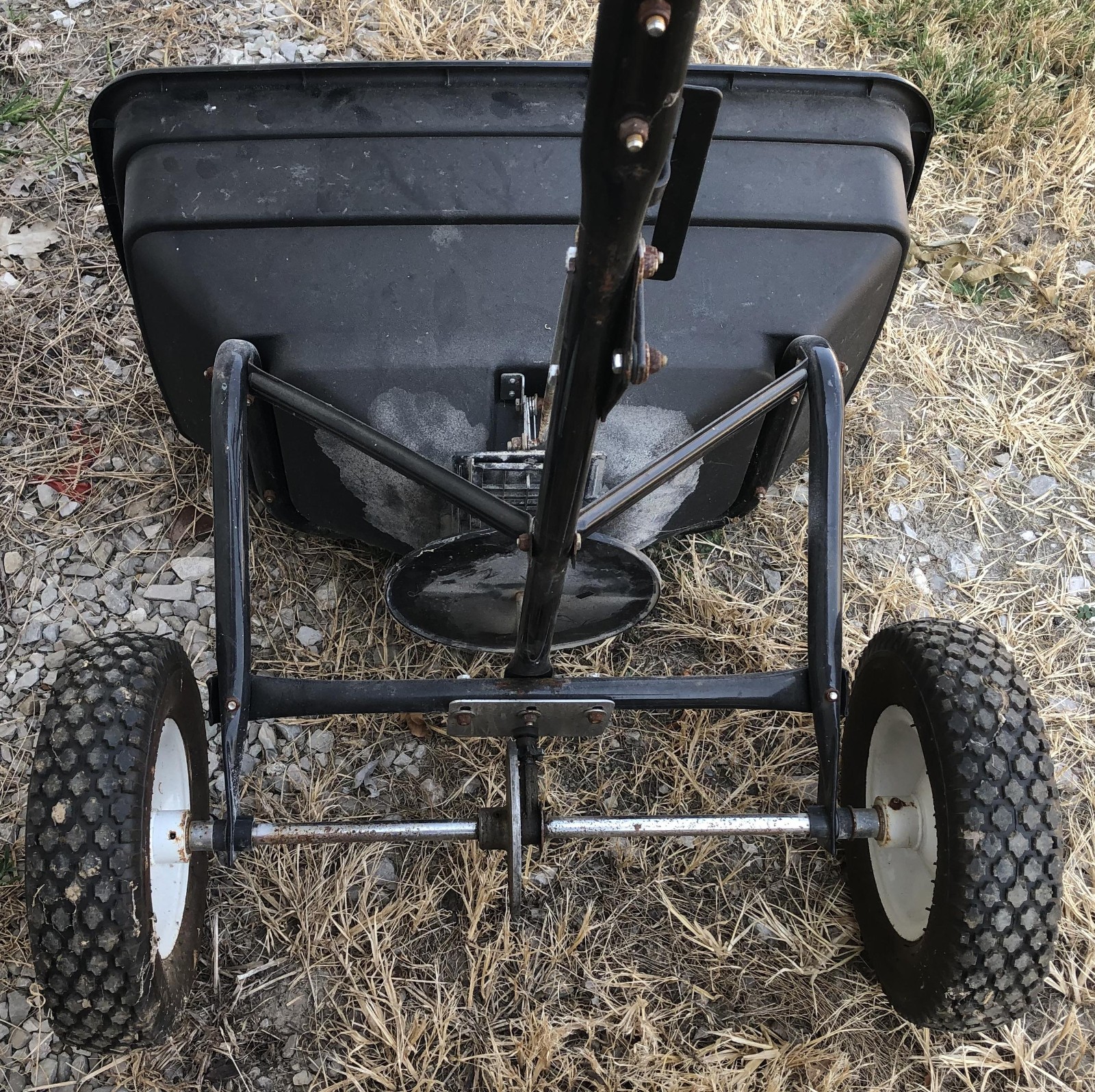 Agri-Fab 85lb Broadcast Tow-Behind Spreader seeder pull tractor garden