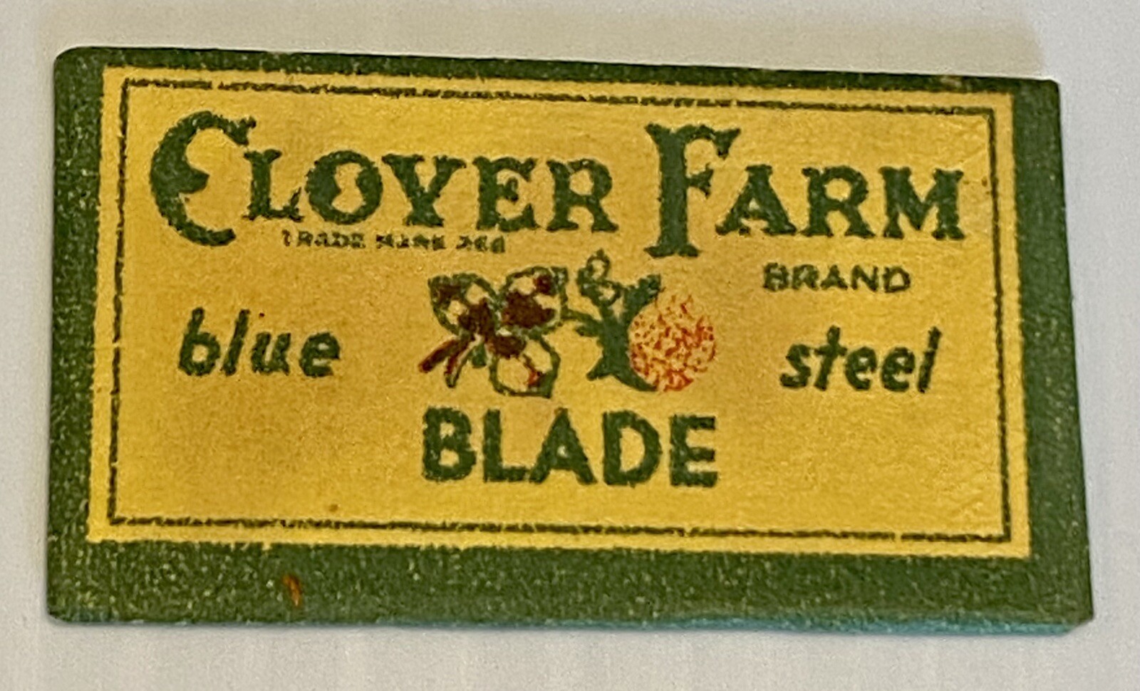 Antique CLOVER FARM Blue Steel Razor Blade Shaving Vanity Advertising NOS NIP