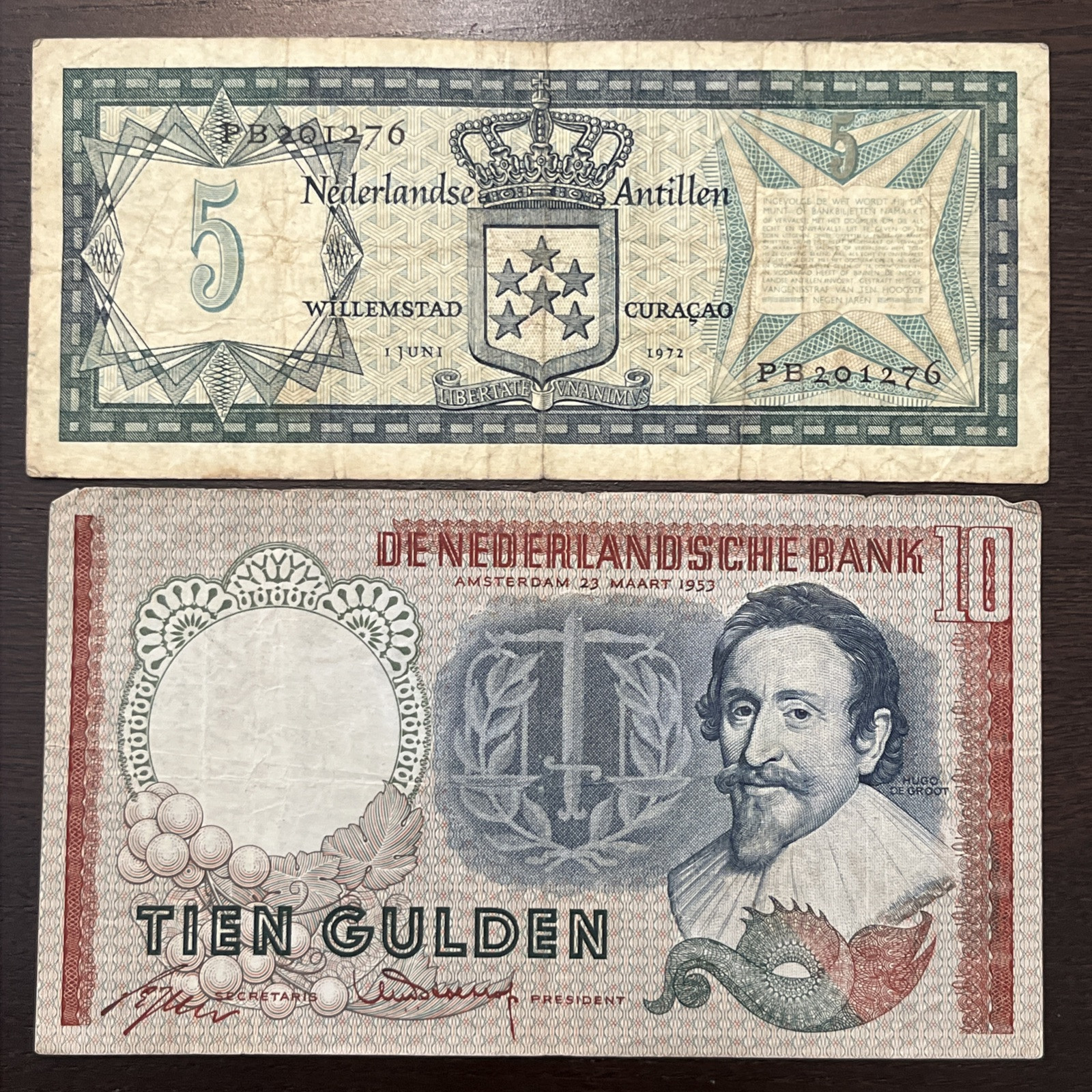 Netherland Antilles 1972 5 Gulden & Netherland 1953 10 Gulden 2 Banknotes