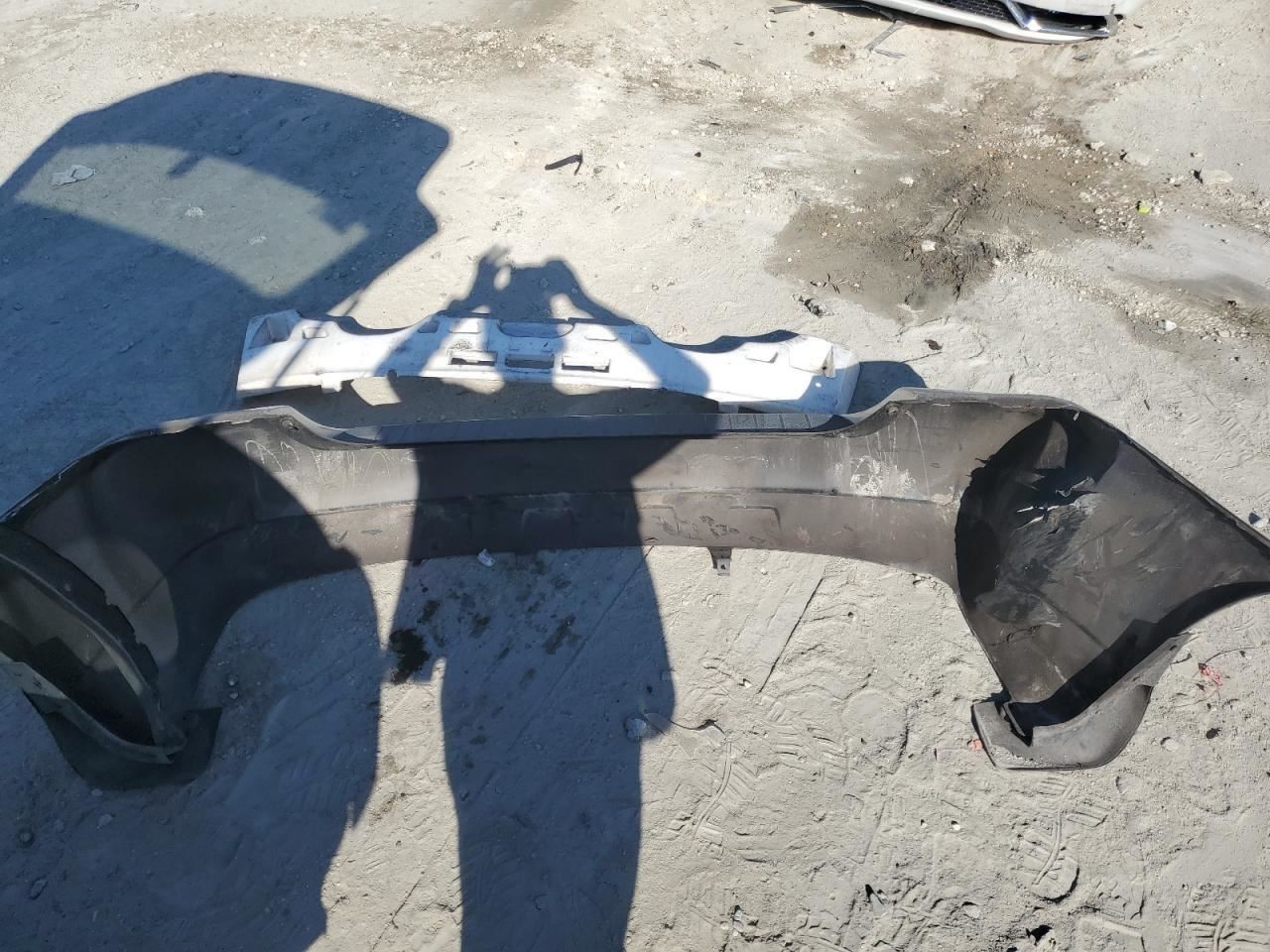 HIGHLANDR 2002 Glove Box 4906747