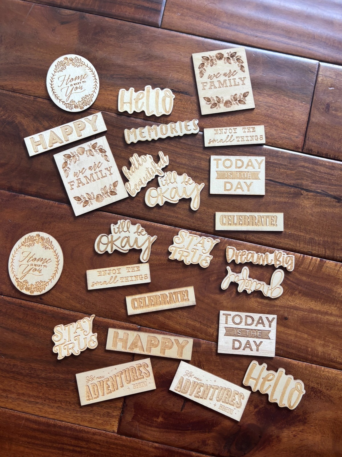 NWOT Wooden Work Sayings Set of 25 For Crafts Scrapbooking Mixed Sizes