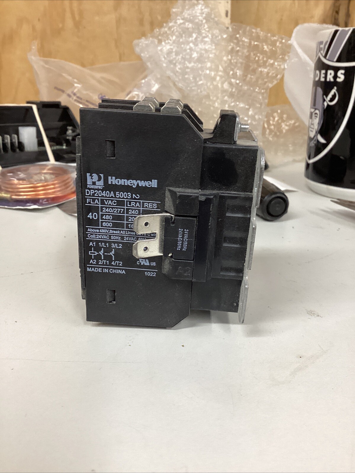DP2040A50032P Honeywell Definite Purpose Contactor w/ 24V 60Hz Coil NEW