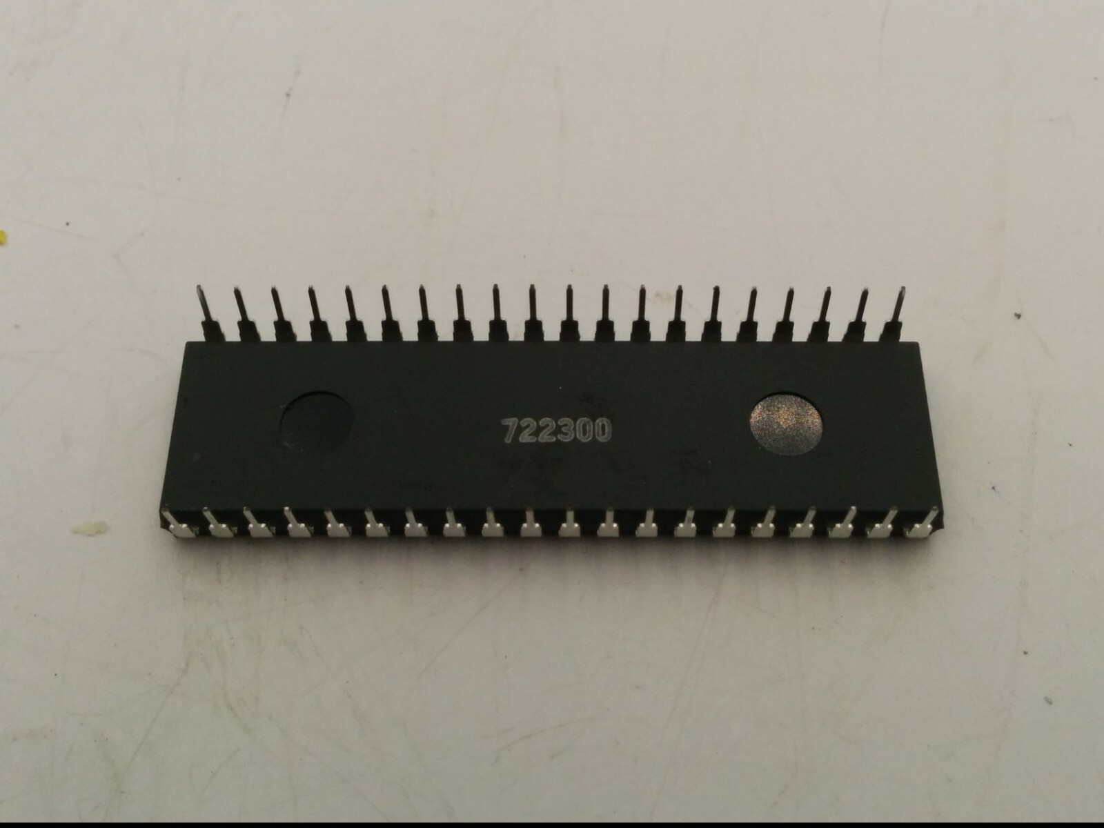 PHILIPS MAB8048H MICROCONTROLLER, 40 PIN DIP, DSD505V1, NIB