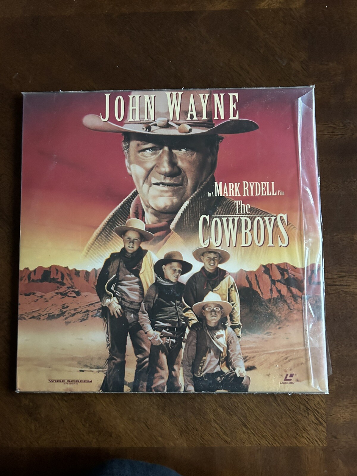 THE COWBOYS 2-Laserdisc LD WIDESCREEN EXCELLENT CONDITION RARE JOHN WAYNE