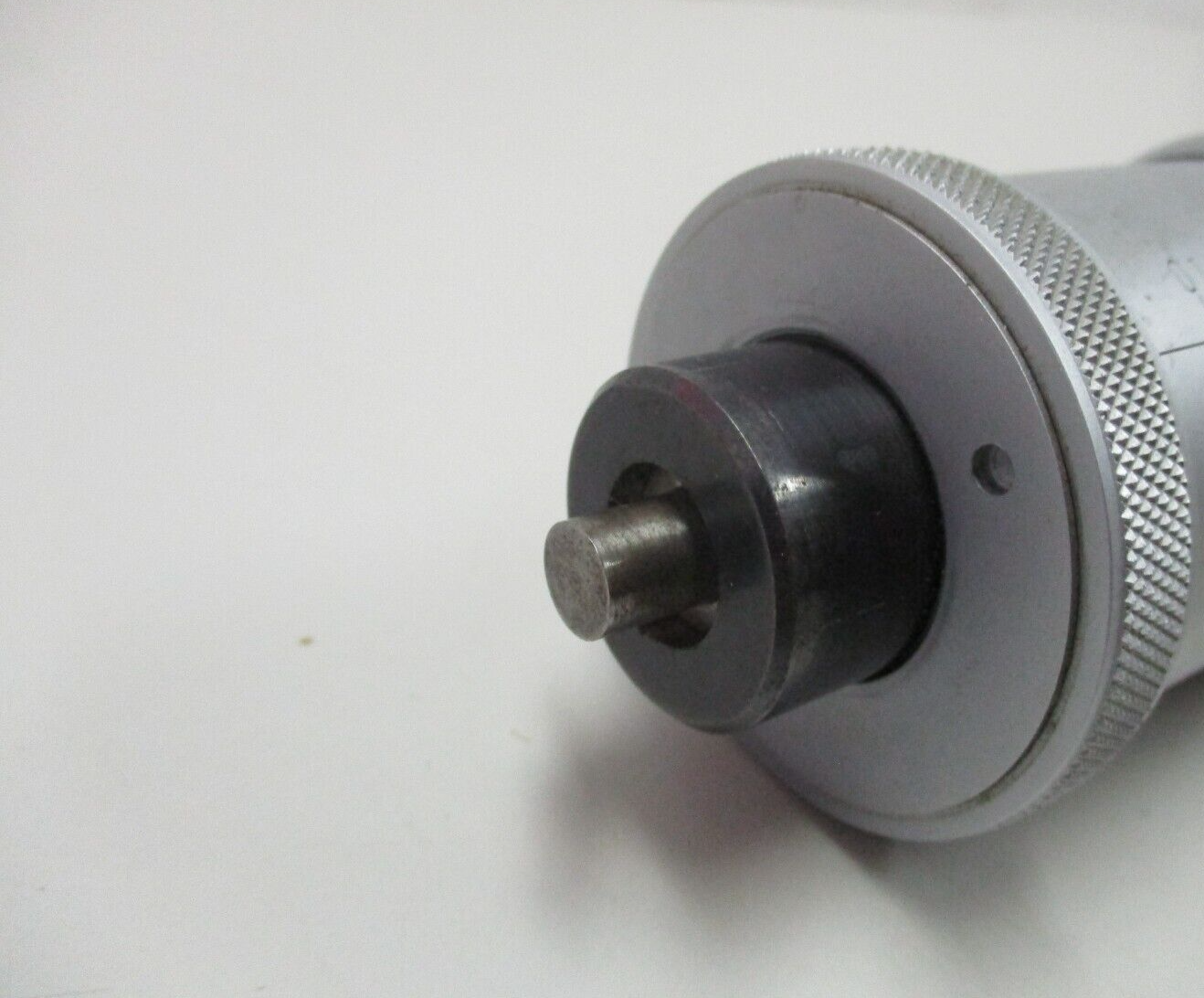 L.S. STARRETT Model T465 Direct Reading Micrometer Head